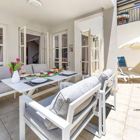 J1 House Adjacent To Aphrodite Hills - Sea View