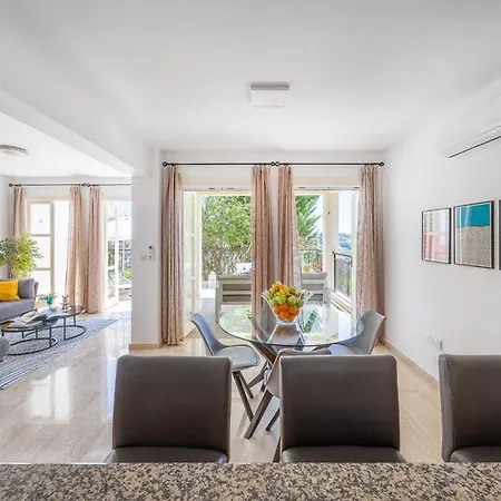 J1 House Adjacent To Aphrodite Hills - Sea View *