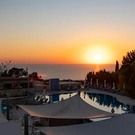 J1 House Adjacent To Aphrodite Hills Kouklia