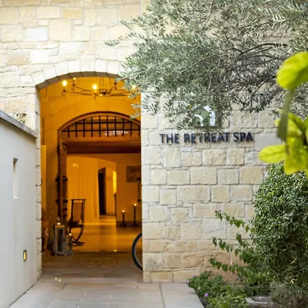 J1 House Adjacent To Aphrodite Hills Tatil Evi