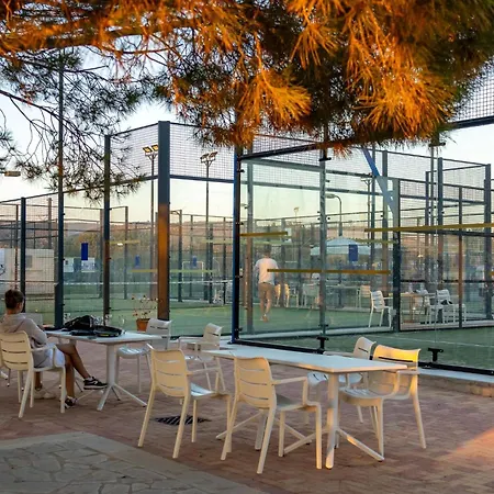 J1 House Adjacent To Aphrodite Hills Tatil Evi