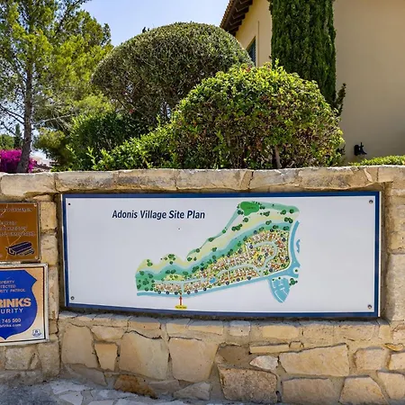J1 House Adjacent To Aphrodite Hills - Sea View 코우클리아