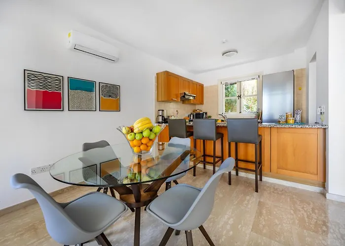 J1 House Adjacent To Aphrodite Hills - Sea View